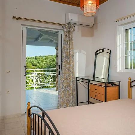 Apartment Krystalia House