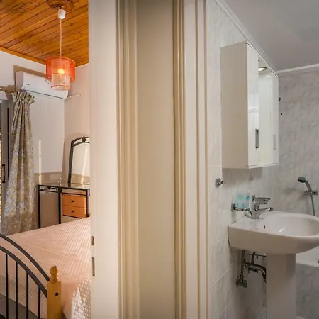 Apartment Krystalia House Meson Yerakarion