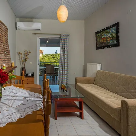 Apartment Krystalia House
